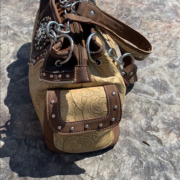 Woman’s Blazin Roxx Purse with Rhinestones - Picture 2 of 11